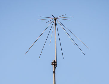 Example of a VHF-UHF discone for amateur / scanning use