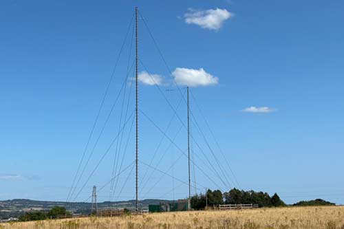 BBC Pearce's Hill AM broadcast station antenna