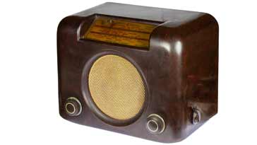 The Bush DAC90A vintage radio