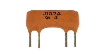 4 pin ceramic IF bandpass filter - this one is for operation at 10.7 MHz