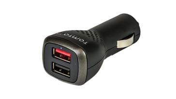 Un chargeur USB de voiture