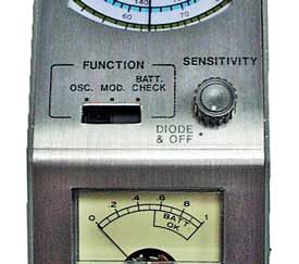 Grid dip oscillator, GDO controls The controls seen on a typical analogue grid dip oscillator GDO / dip meter - on/off, sensitivity and function.