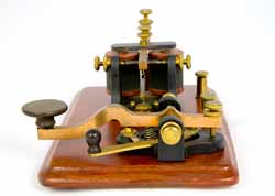 Camelback Morse key