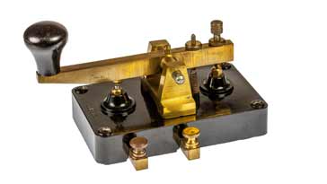 View of Clipsal Morse key showing the external conenctiosn to the key