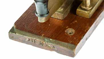 Walters Patt 1056A Tecla telegráfica Morse que muestra la marca del número de tipo