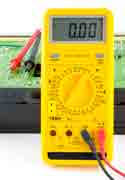 This multimeter is able to measure voltage