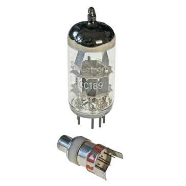 Nuvistor 7587 compared to a B9A based ECC189