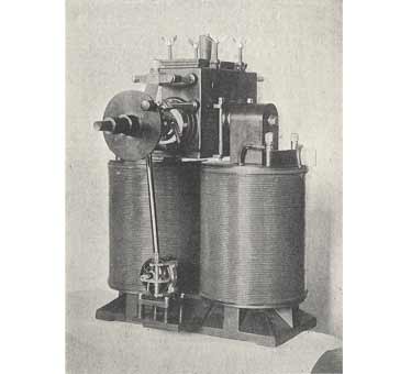 12 kW Poulsen arc spark transmitter.