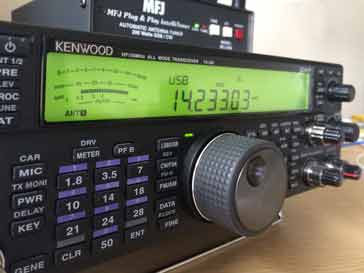 Typical HF transmitter receiver where selectivity is an important parameter