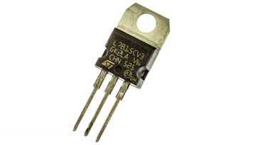 7815 voltage regulator IC
